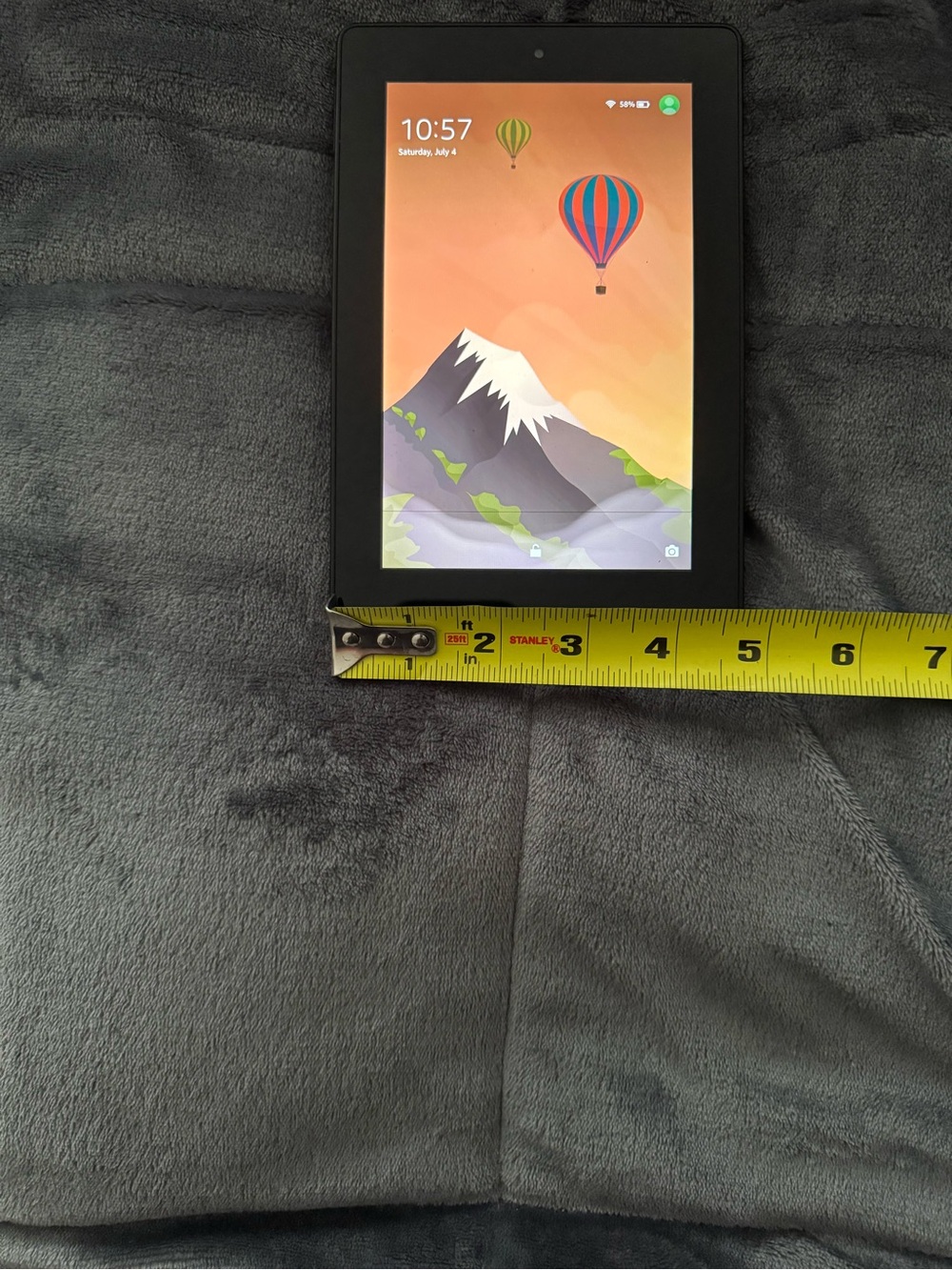 Amazon Tablet in Black with Front Camera - Picture 4 of 8